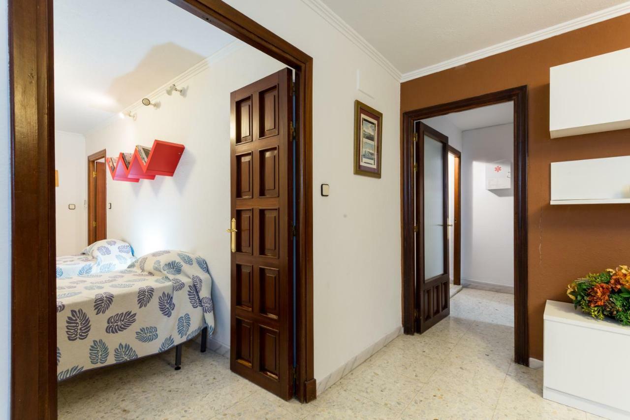 Апартаменты Holi-Rent Albareda Севилья Экстерьер фото